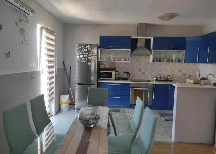 With Parking Space Supetar, Brac - 5627 Διαμέρισμα Supetar